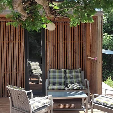 Joli Studio Climatise Avec Jacuzzi Prive Et Entree Independante Fréjus Exterior foto